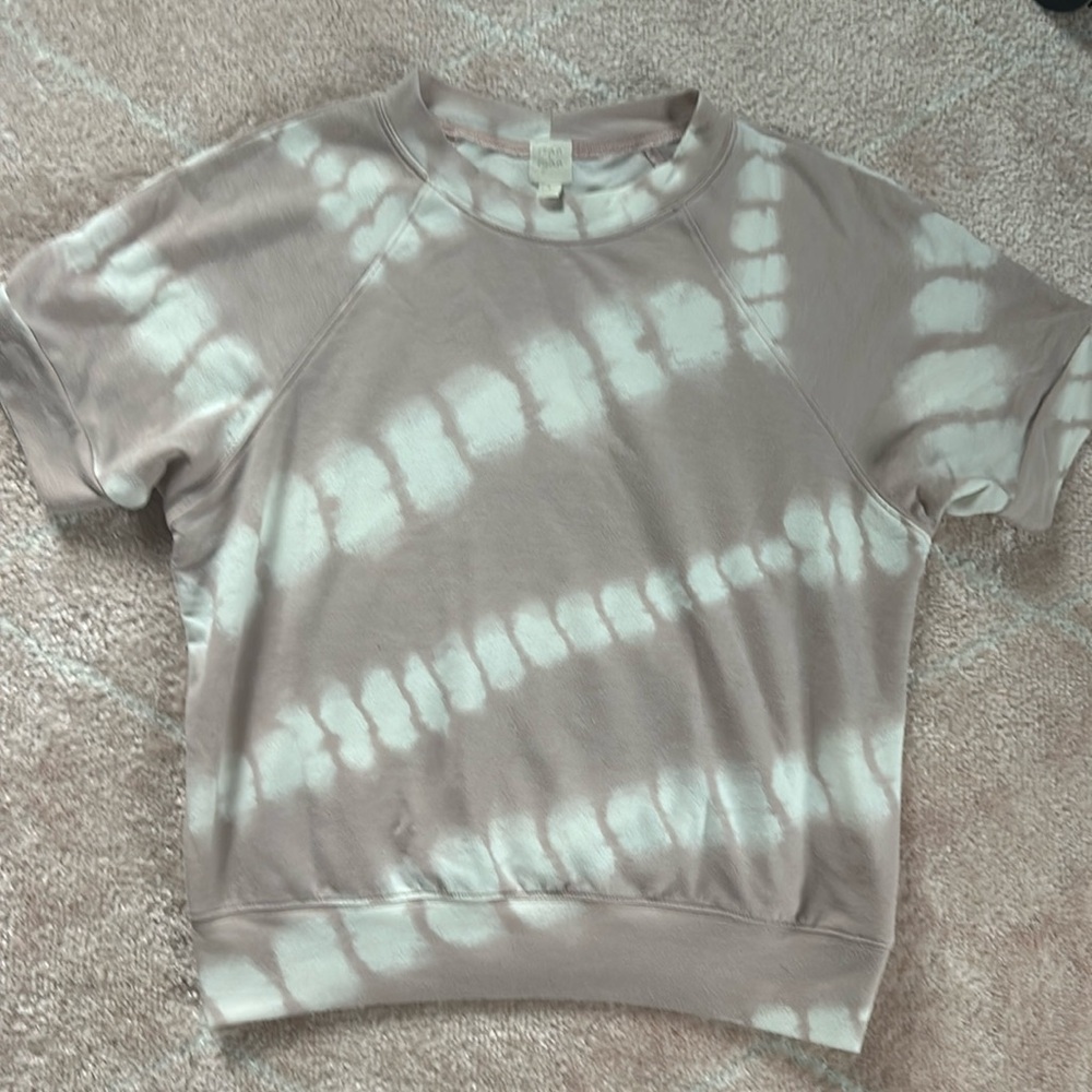 Evereve Roan & Ryan Brand Short Sleeved SweatShirt.  Tie Tye. Sz S